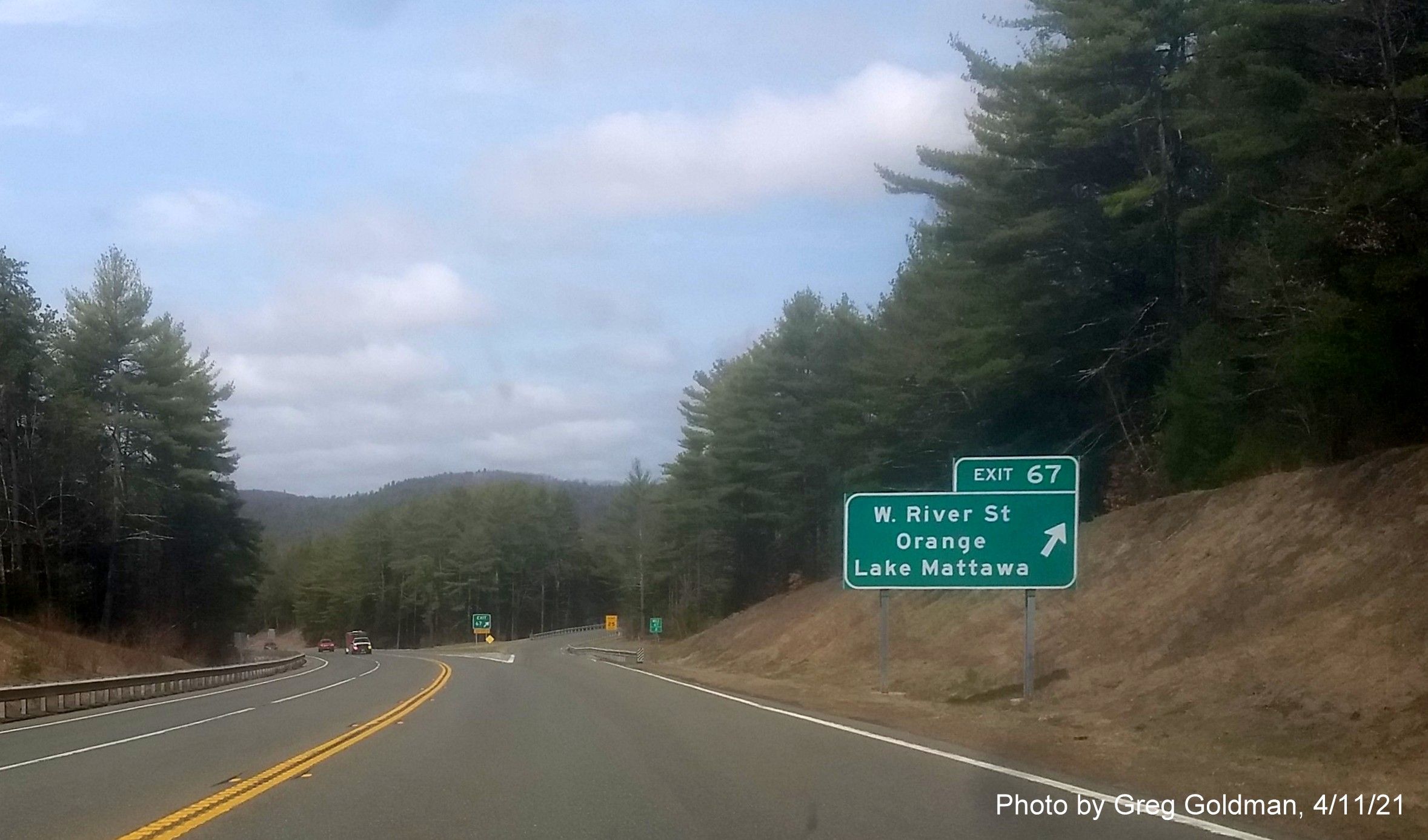 Image of ramp sign for West River Street exit with new milepost based exit number on MA 2 West in Orange, by Greg Goldman, April 2021