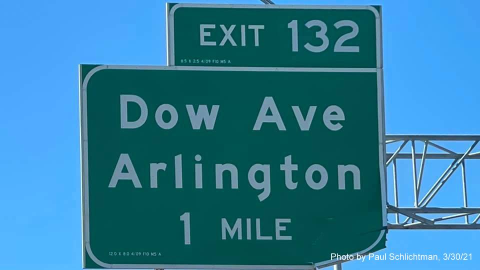 Image of 1 Mile advance overhead sign for Dow Avenue exit with new milepost based exit number on MA 2 West in Arlington, by Paul Schlichtman, March 2021