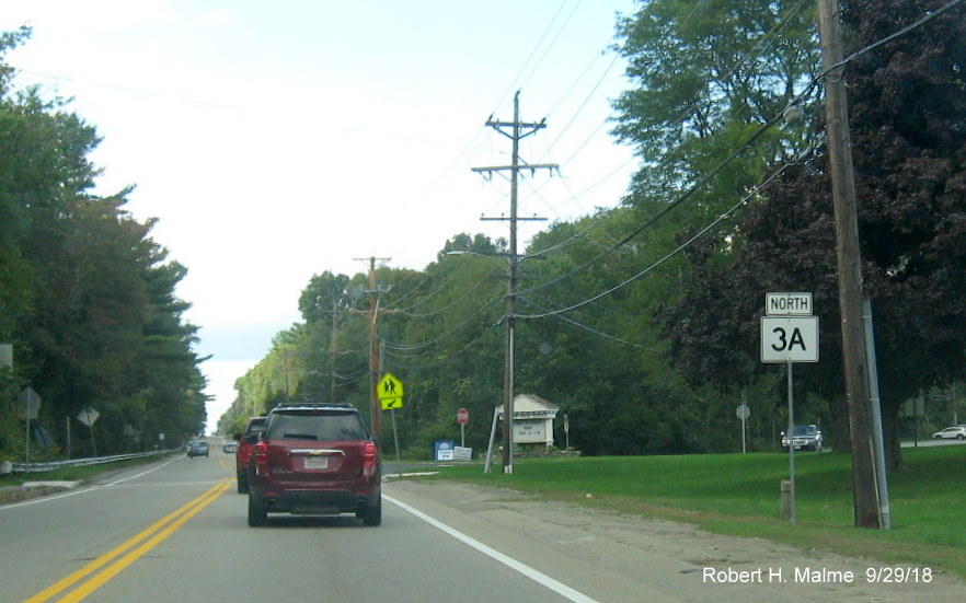 Image of one of several unusually wide MA 3A reassurance markers along Chief Justice Cushing Highway near Scituate High School