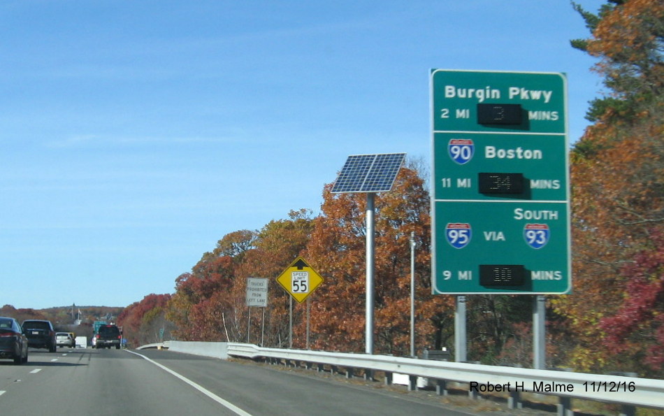 Image of fully activated Real Time Traffic sign on MA 3 North in Braintree