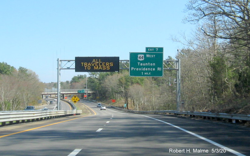 Image of overhead gantry with VMS and 1-Mile advance sign for US 44 exit with space for future 2-digit milepost based exit number on MA 3 South in Plymouth, May 2020