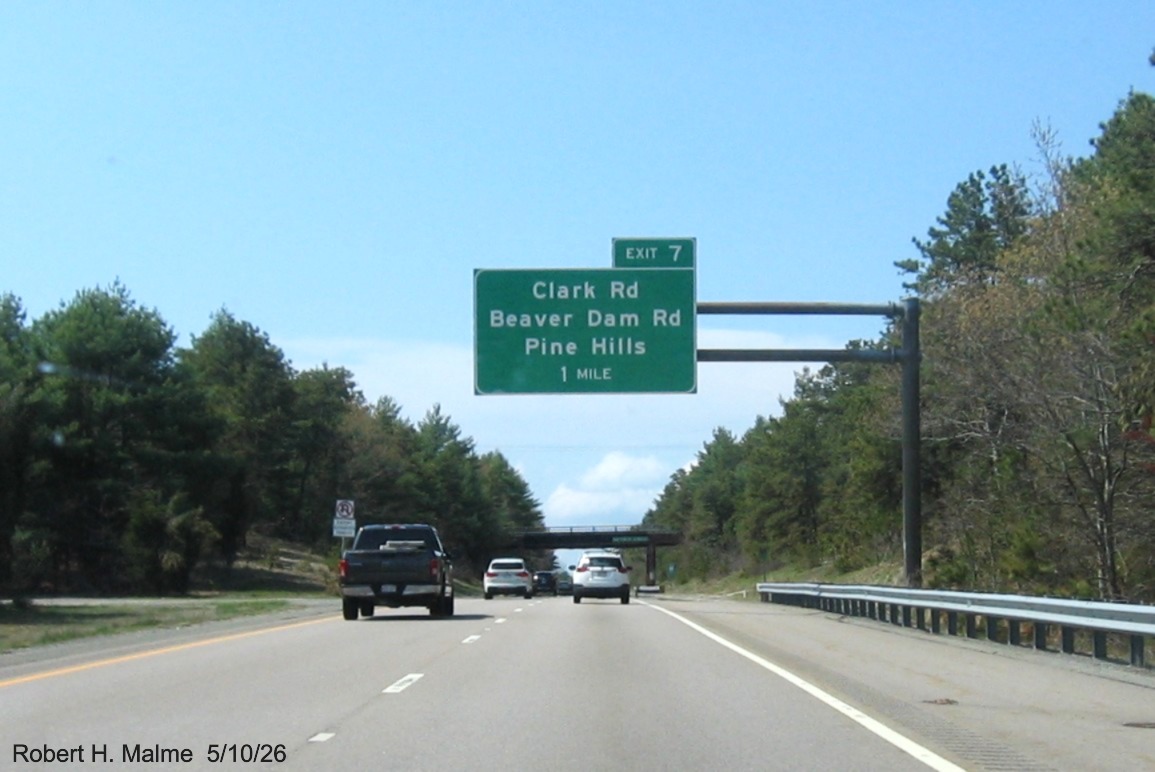 Image of new 1 mile advance sign for the Clark Road / Beaver Dam Road exit on MA 3 North
	in Plymouth, May 2026