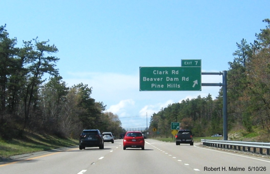 Image of new overhead ramp sign for the Clark Road / Beaver Dam Road exit on MA 3 North
	in Plymouth, May 2026
