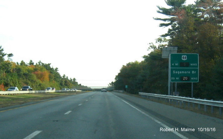 Image of newly activated Real Time Traffic sign after MA 14 exit in Duxbury