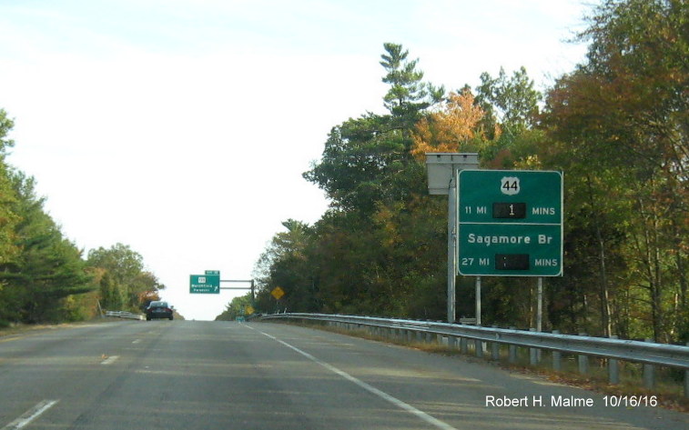 Image of activated Real Time Traffic Sign on MA 3 South in Marshfield