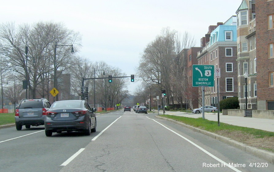 Image of erroneous South US 3 guide sign on Memorial Drive West in Cambridge, taken April 2020