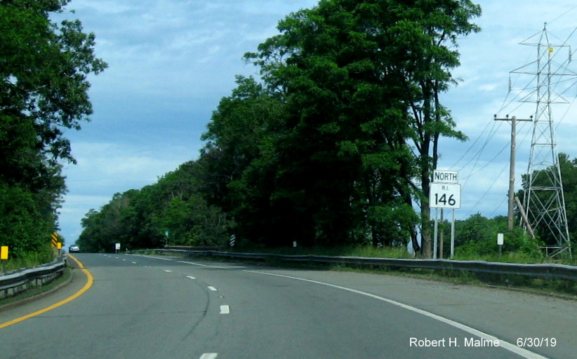 Image of recently placed North RI 146 reassurance marker following RI 146A exit in North Smithfield