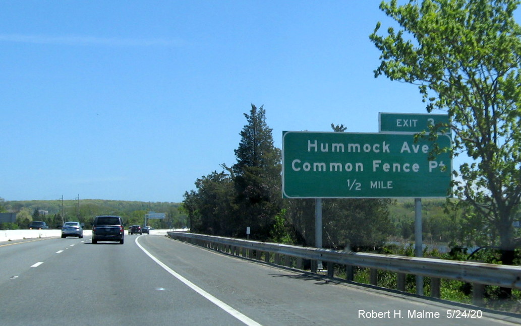 Image of newly placed 1/2 mile advance sign for the Hummock Road exit on RI 24/138 North in Portsmouth, taken in May 2020
