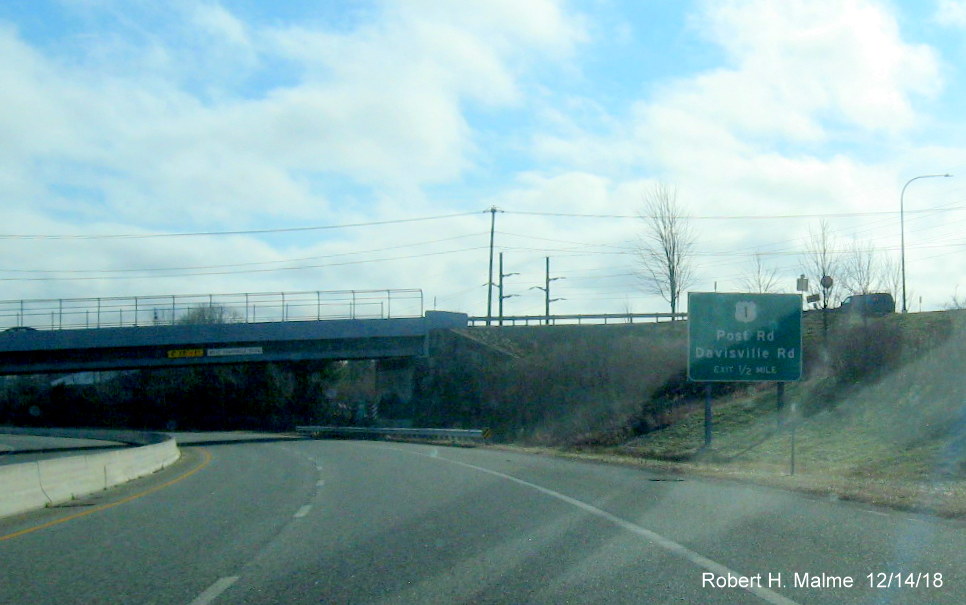 Image of existing 1/2 mile advance sign for US 1 exit on RI 403 in East Greenwich