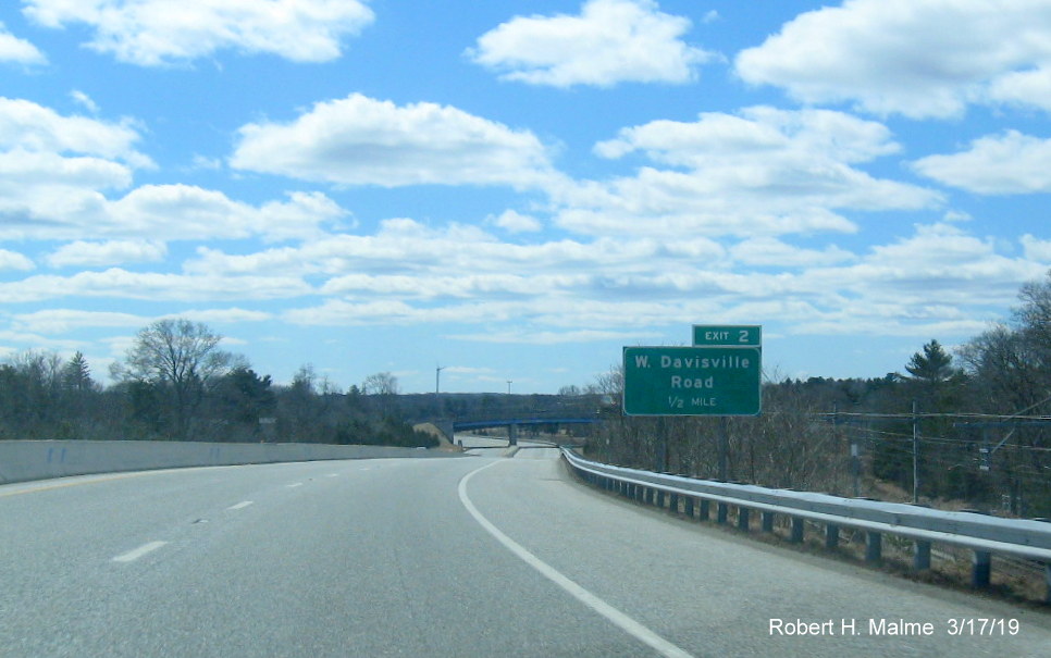 Image of new 1/2 mile advance sign for West Davisville Road exit on RI 403 East in Davisville