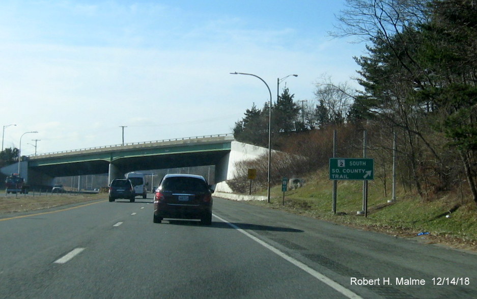 Image of new sign posts placed for RI 2 exit with new exit number on RI 4 South in East Greenwich