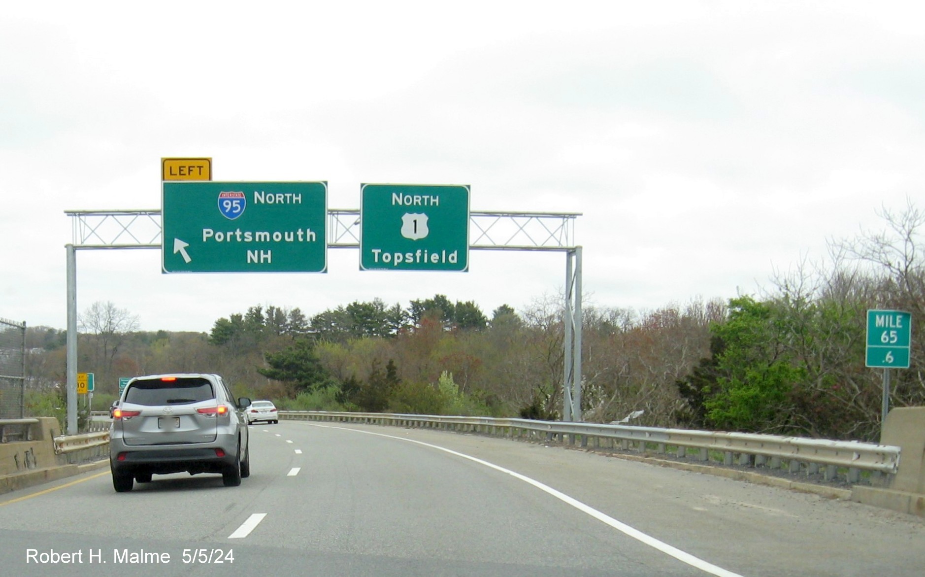 Image of recently placed overhead signs at left-hand ramp for I-95 North on US 1 North in Danvers, May 2024