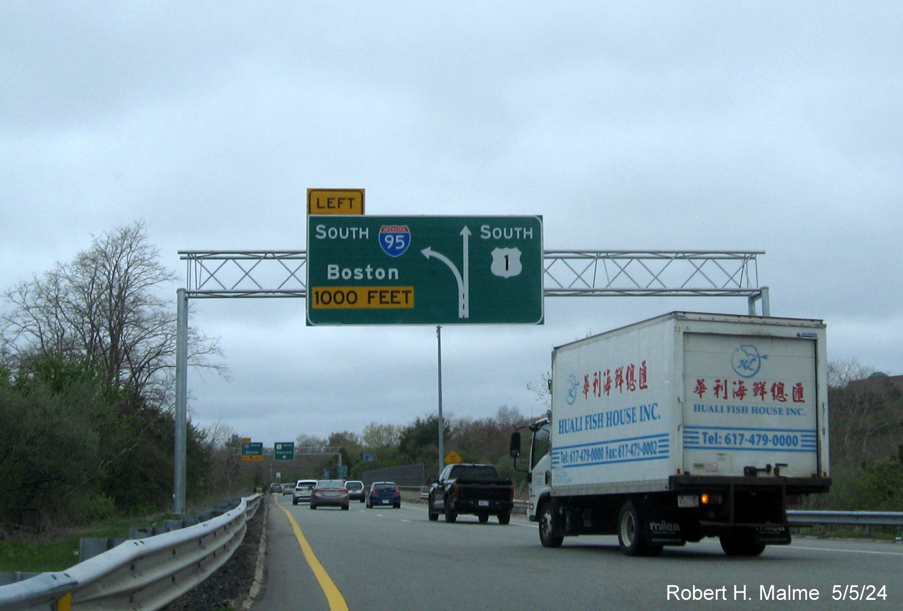 Image of recently placed overhead diagrammatic sign for I-95 South ramp on US 1 South in Danvers, May 2024