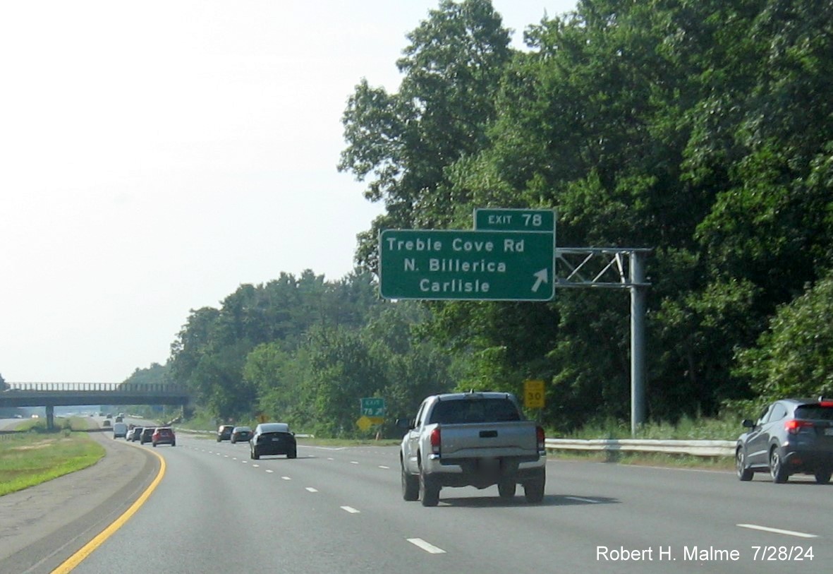 Image of recently placed overhead ramp sign for Treble Cove Road exit on US 3 South in Billerica, July 2024