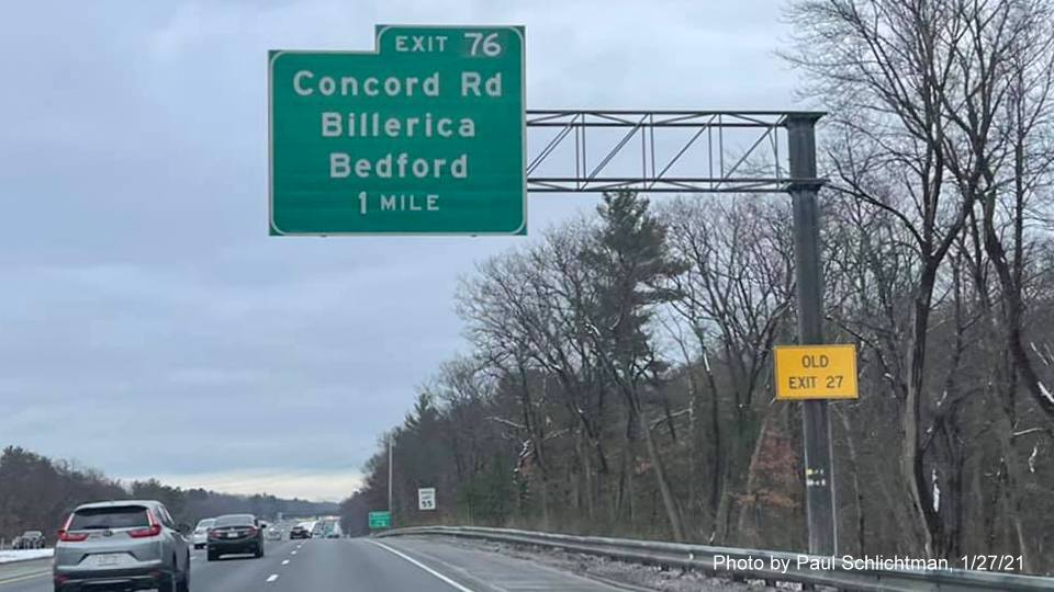 Image of 1-mile advance overhead sign for Concord Road exit with new milepost based exit number and yellow old exit number sign on support post on US 3 South in Billerica, by Paul Schlichtman, January 2021