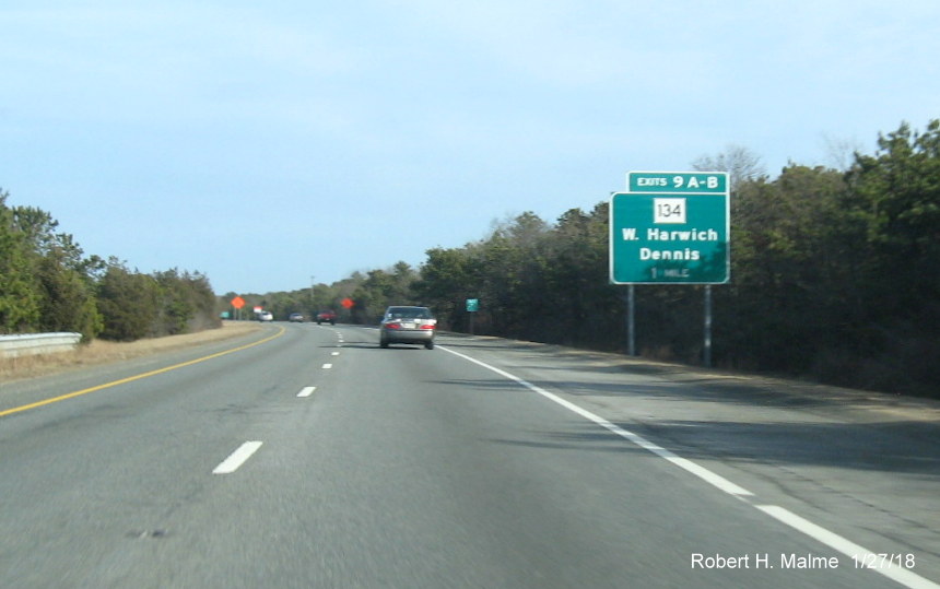 Image of new 1-mile advance sign for MA 134 exit on US 6 East in Dennis