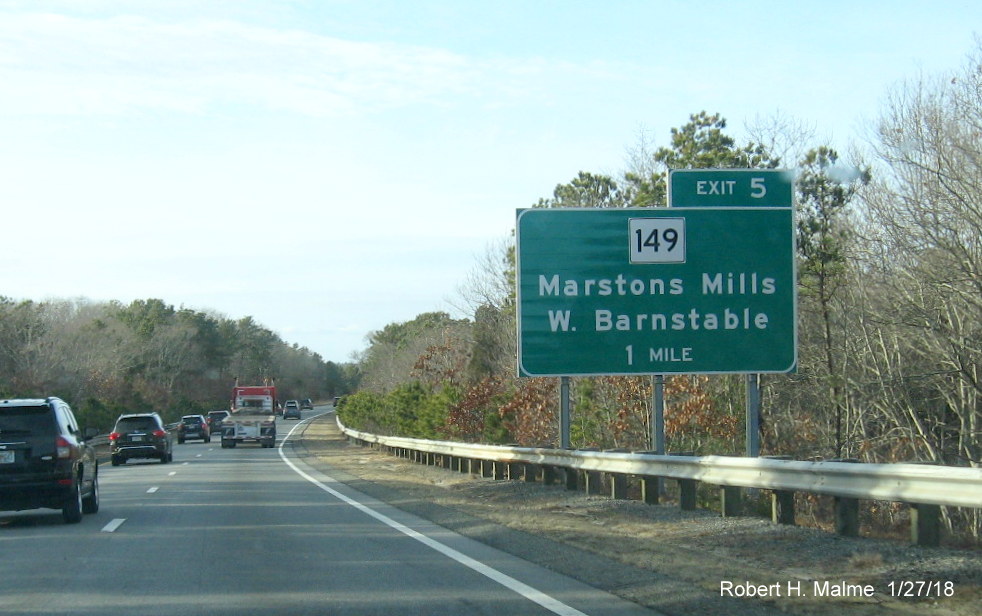 Image of new 1-mile advance sign for MA 149 exit on US 6 West in Barnstable