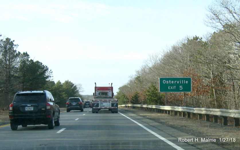 Image of new auxiliary destination sign for MA 149 exit on US 6 West in Barnstable