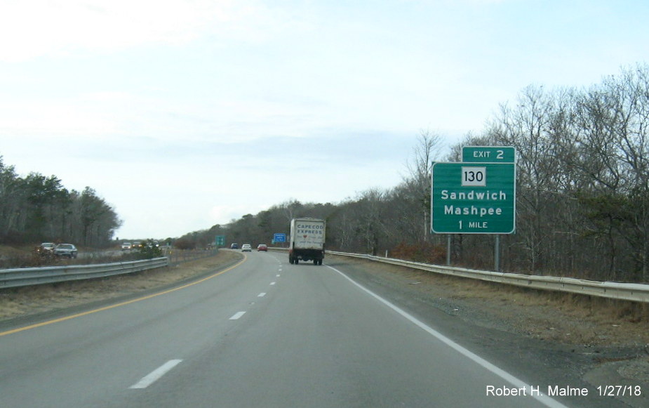 Image of new 1-Mile advance sign for MA 130 exit on US 6 West in Sandwich
