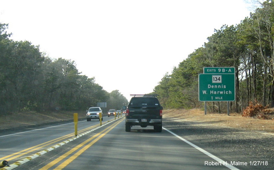 Image of new 1-mile advance sign for MA 134 exit on US 6 West in Harwich