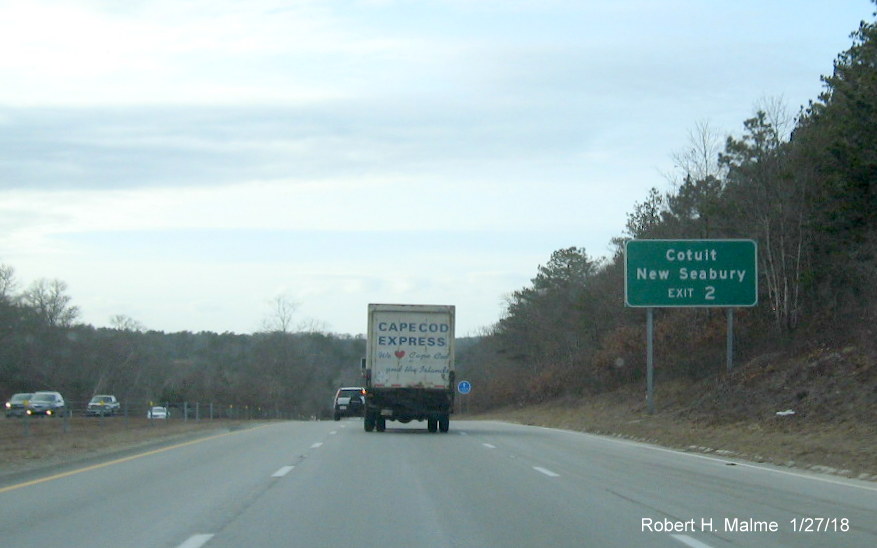 Image of new auxiliary destinations sign for MA 130 exit on US 6 West in Sandwich