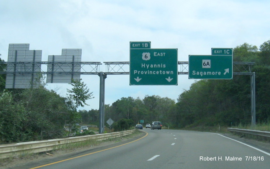 Image of overhead signs for US 6 East and MA 6A on US 6 East in Sandwich