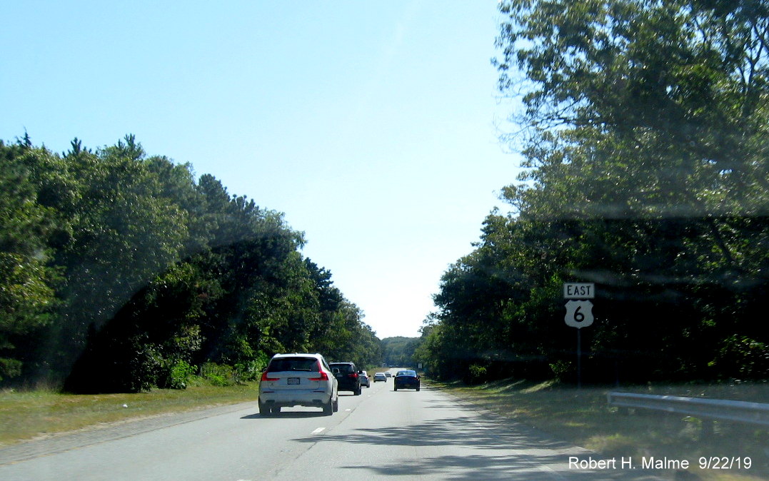Image of new style East US 6 reassurance marker following MA 149 exit in Barnstable