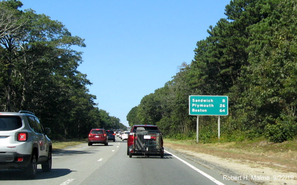 Image of new post-interchange distance sign following MA 149 exit on US 6 West in Barnstable