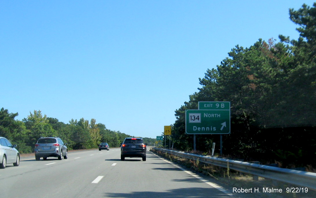 Image of recently placed ground mounted exit ramp sign for MA 134 North on US 6 East in Dennis