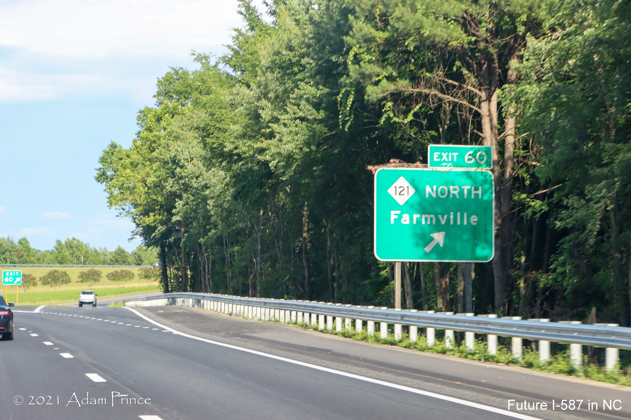 Ground mounted ramp sign for NC 121 North exit on US 264 East (Future I-587 South) in Farmville, photo by Adam Prince, June 2021