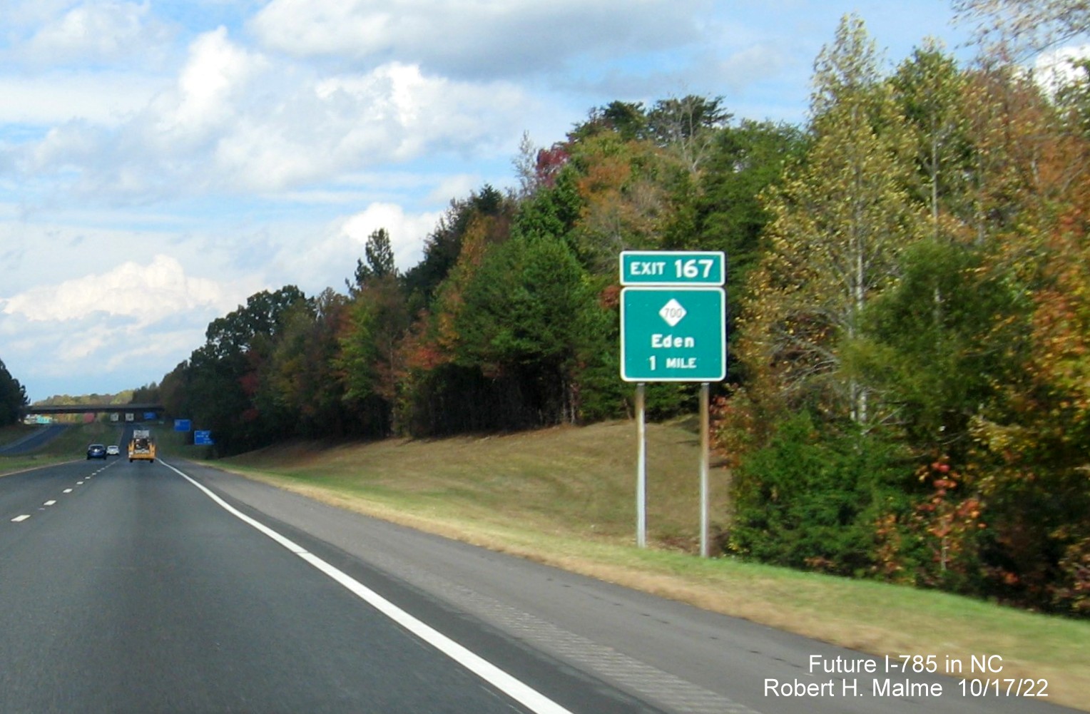 Image of ground mounted 1 mile advance sign for the NC 770 exit on US 29 (Future I-785) North in Eden, October 2022
