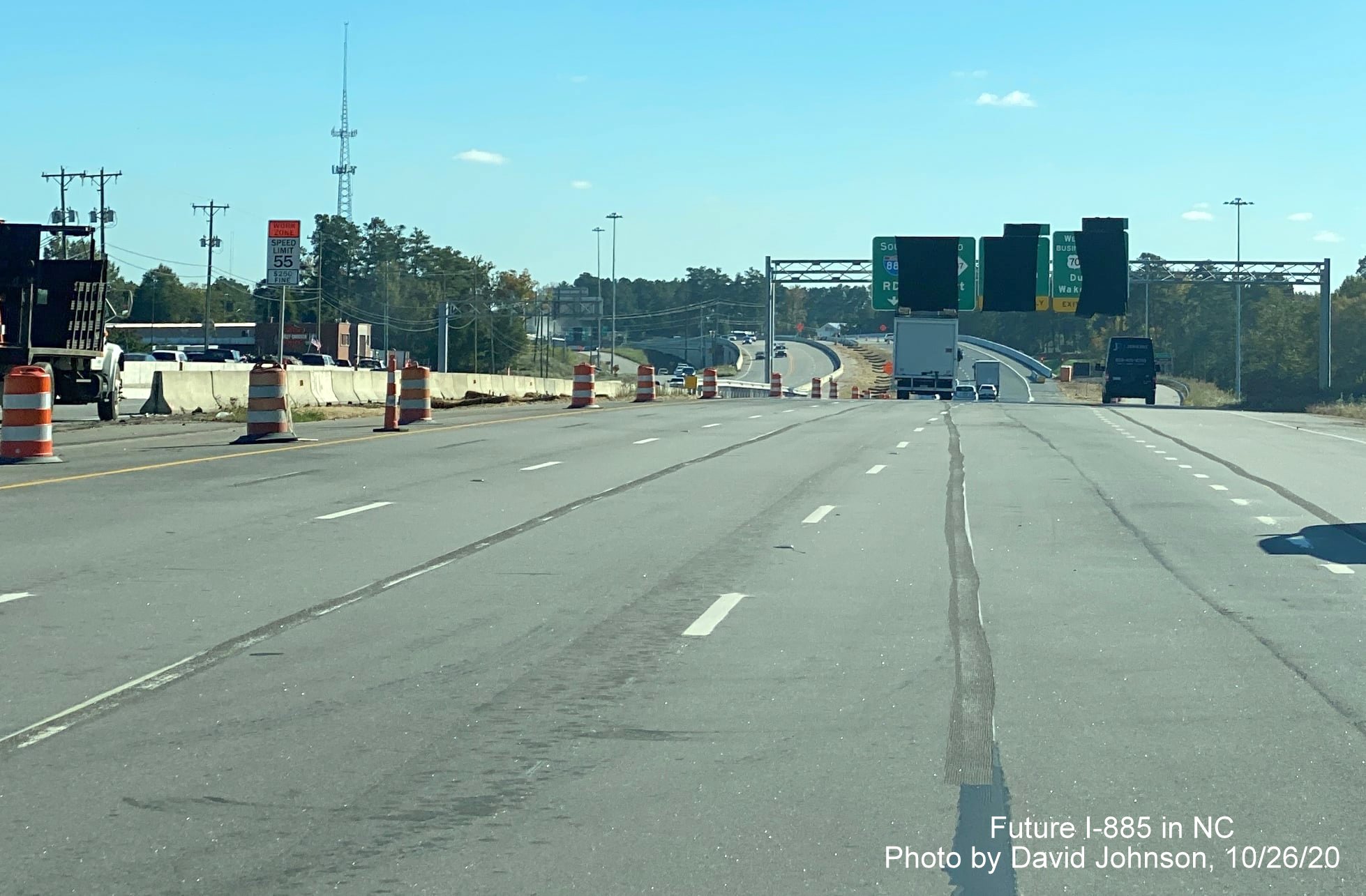 Image of traffic along new section of US 70 East (Future I-885 South) lanes in Durham prior to Business 70/NC 98 exit, by David Johnson October 2020