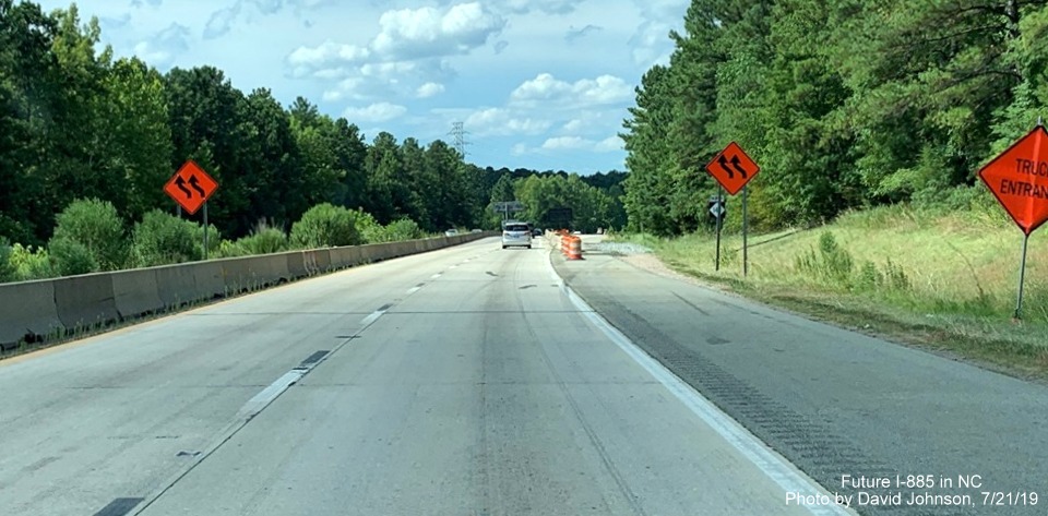 Image of beginning of East End Connector Project work zone on NC 147 (Future I-885) North in Durham, by David Johnson