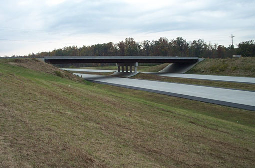 Image of bridge over under construction Greensboro Loop/I-85 in October 2003