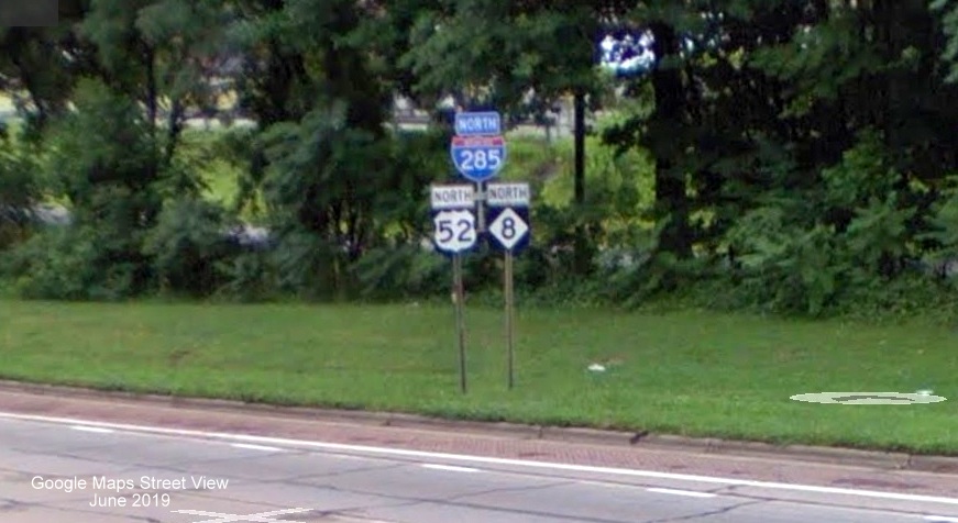Google Maps Street View image of last set of North I-285/US 52/NC 8 reassurance markers before I-40 exit in Winston-Salem, taken in June 2019