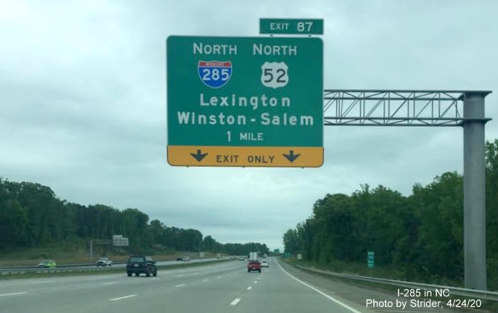 Image of newly placed 1-mile advance sign for I-285/US 52 North exit on I-85 North in Lexington, by Strider, April 2020