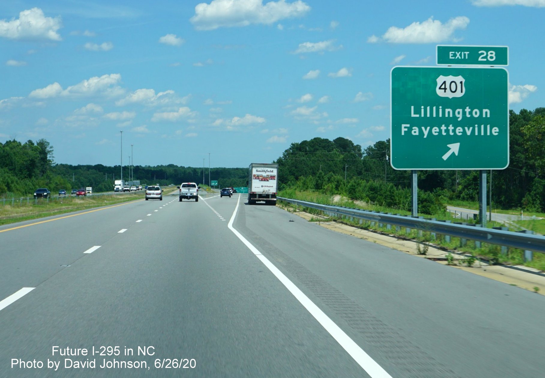 Image of the ground mounted ramp sign for the US 401 exit on I-295 North in Fayetteville, by David Johnson June 2020