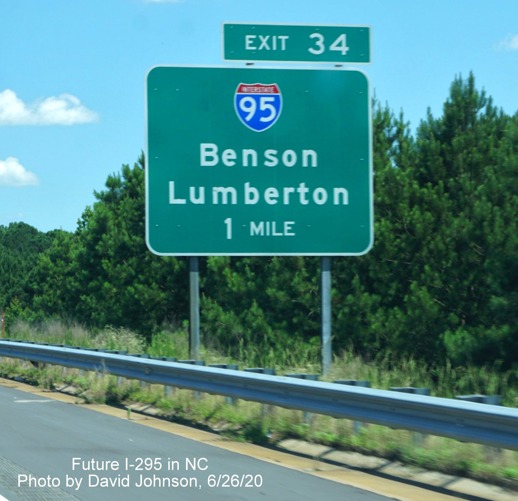 Image of ground mounted 1-Mile advance sign for I-95 exit on I-295 North, by David Johnson June 2020