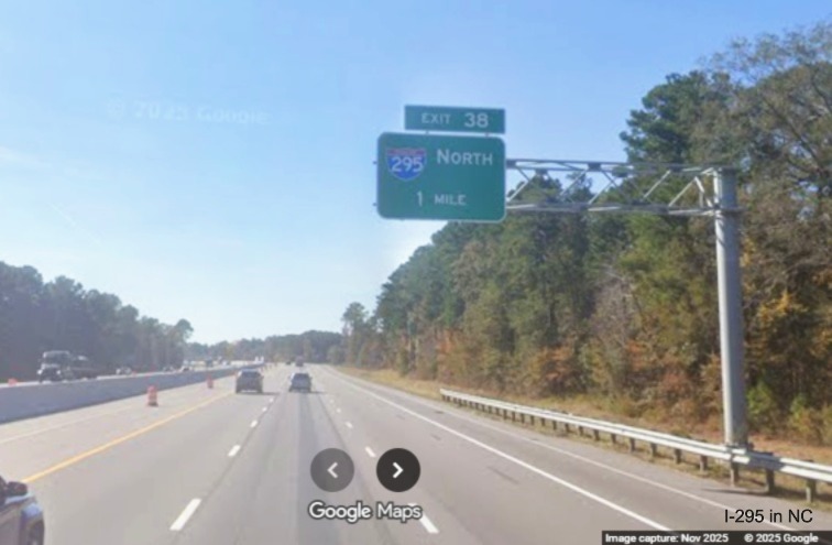 Image of 1 mile advance overhead sign on I-95 South for the now I-295 North exit, 
	 Google Maps Street View, November 2025