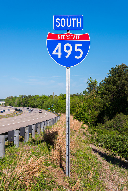 Image of new South I-495 sign on US 64/264 West in Raleigh
