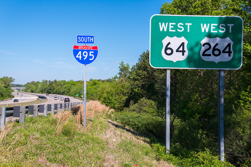 Image of new I-495 sign on US 64/264 West in Raleigh