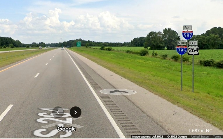 Image of first I-587/I-795/US 264 reassurance marker assembly after I-95 exit in Wilson, Google Maps Street View image, July 2022