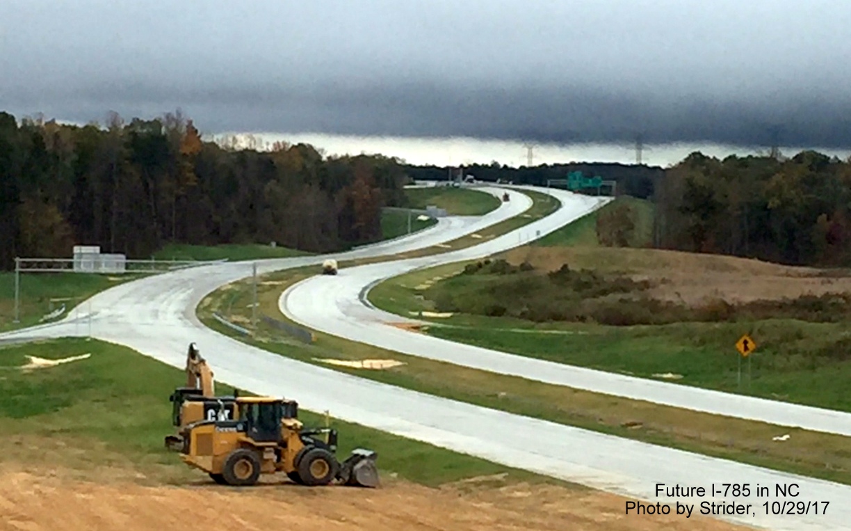 Image of closeup view of I-785 lanes heading south toward US 70 exit from Huffine Mill Rd, by Strider