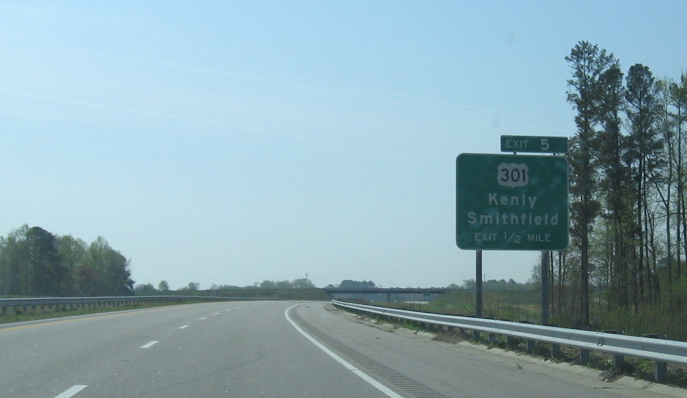 Photo of exit signage for US 301 on I-795 South near Rocky Mount, April 2010