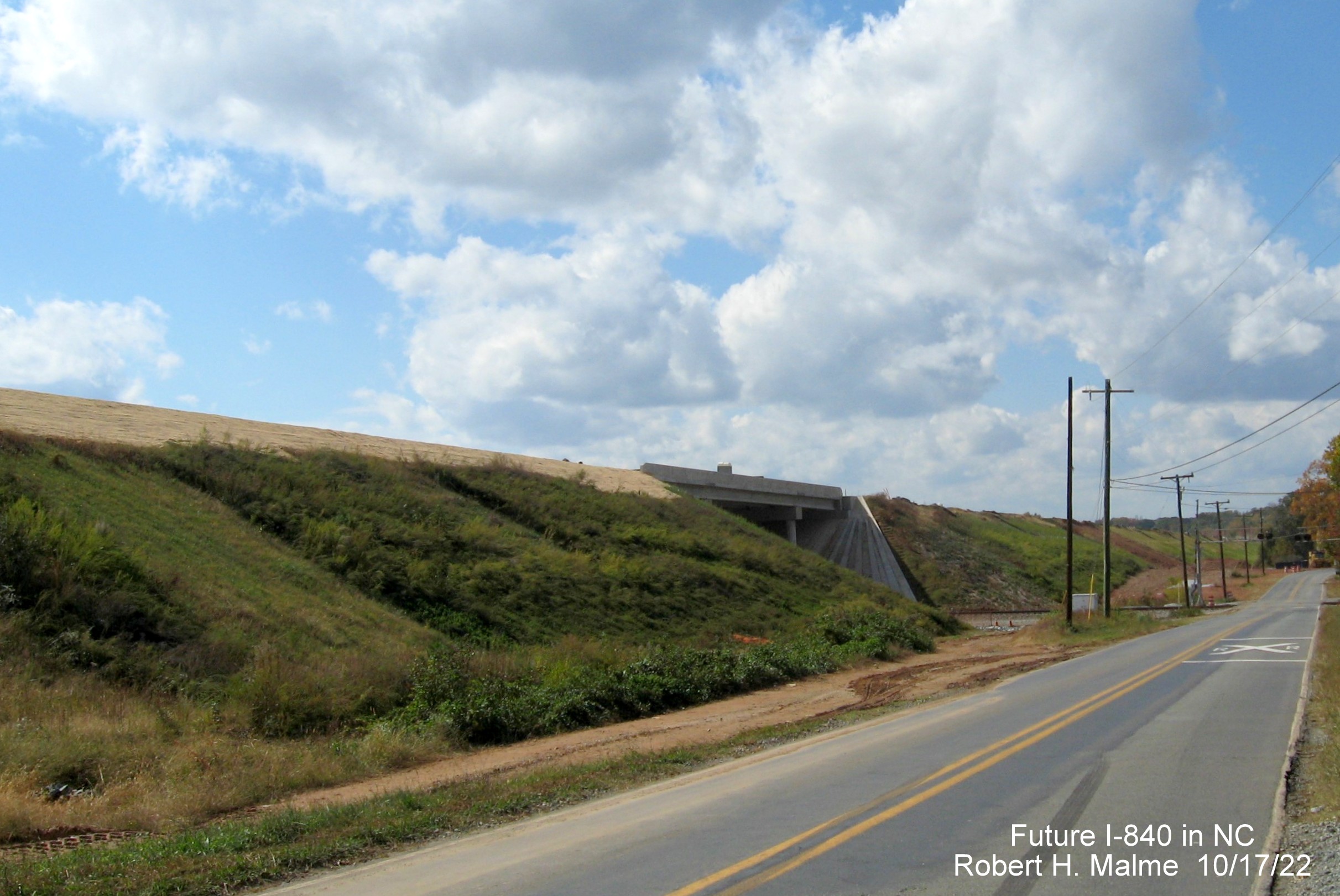 Image of future Greensboro Loop paralleling Hillcroft Road headed west, October 2022