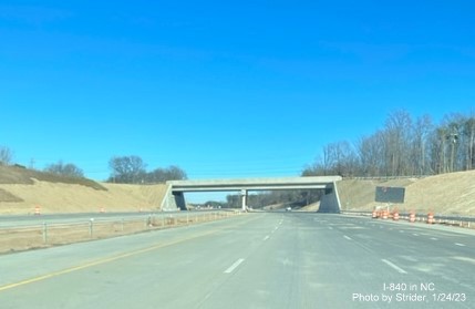 Image of newly opened section of I-840 East/Greensboro Loop after North Elm Street, photo by Strider, January 2023