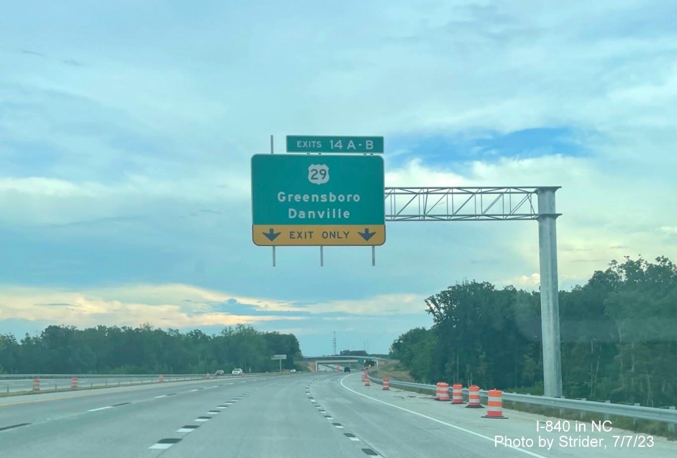 Image of newly placed 1/2 mile advance sign for US 29 (Future I-785 North) exits on I-840 East, photo by Strider, July 2023