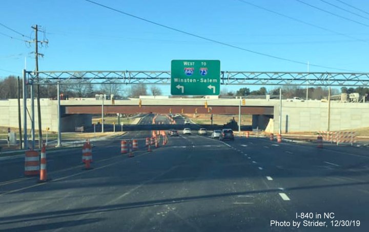 Image of overhead signs at new ramp from Lawndale Drive to I-840 West/Greensboro Loop, by Strider, Dec. 2019