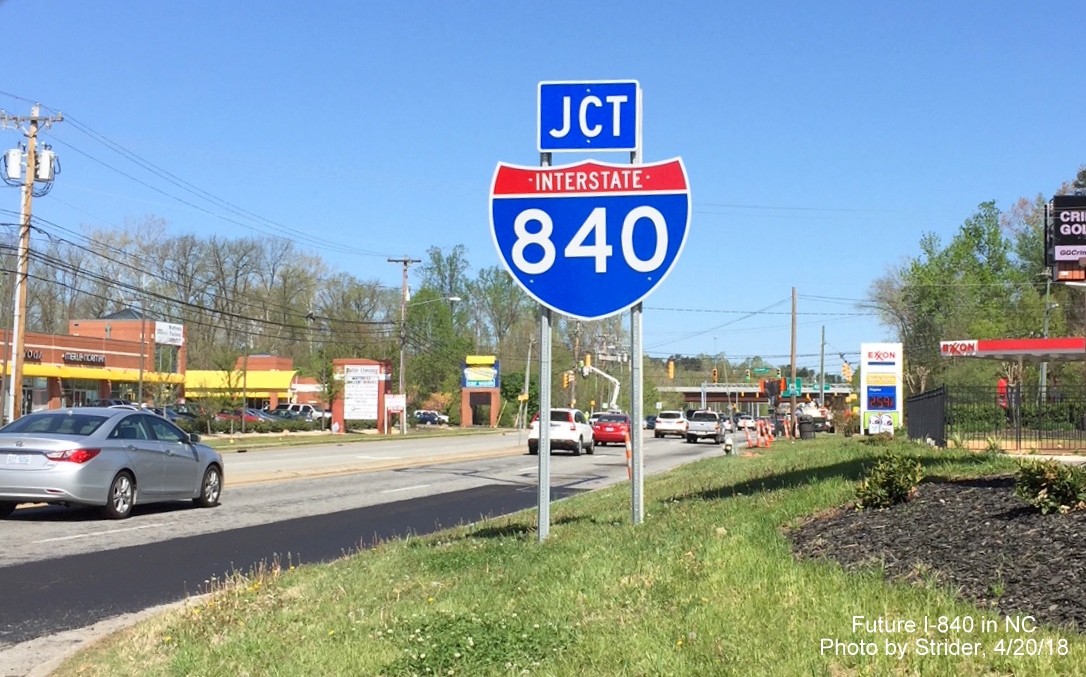 Image of large Jct I-840 trailblazer on US 220 North approaching newly opened interchange with Greensboro Urban Loop, by Strider