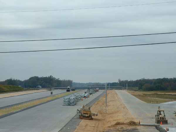 Image of construction along I-85 Greensboro Loop South at Future US 220/I-73 exit in 2003, by Adam Prince